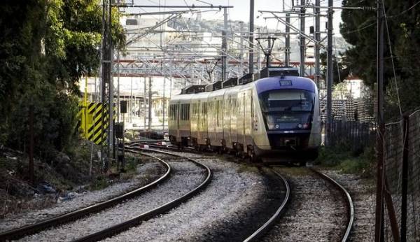 Υπογειούνται οι σιδηροδρομικές γραμμές από την Αθήνα μέχρι τις Τρεις Γέφυρες