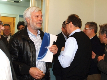 Κλιμάκωση της αντιπαράθεσης με Τατούλη - &quot;Σφήνα&quot; Νίκα για τη διαχείριση του ΕΣΠΑ