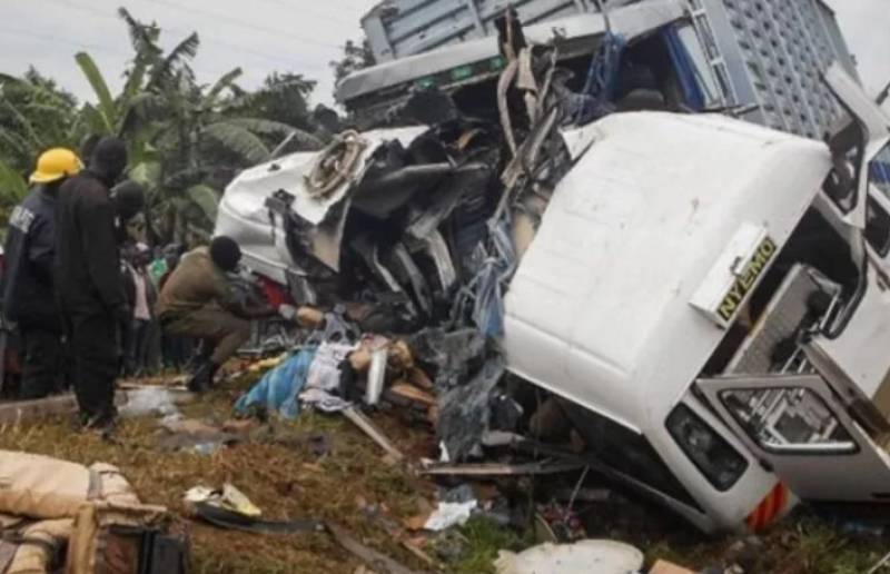 Τανζανία: Τουλάχιστον 17 νεκροί και 12 τραυματίες έπειτα από σύγκρουση λεωφορείου με φορτηγό
