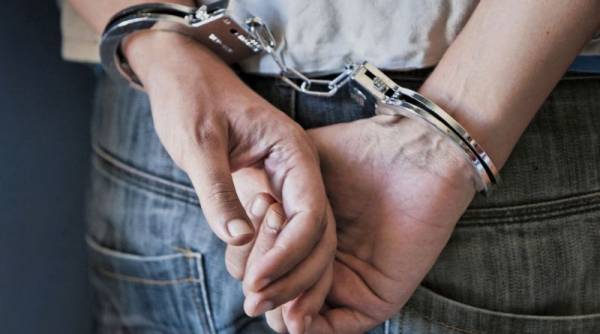 Σύλληψη 23χρονου για κλοπές και διαρρήξεις στη Μεσσηνία