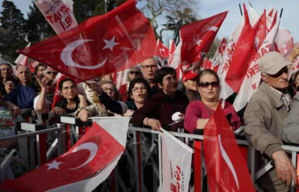 Κρίσιμες δημοτικές εκλογές στην Τουρκία