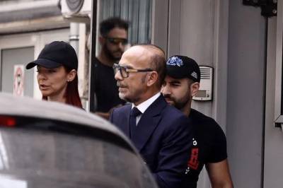 Υπόθεση Μαζωνάκη: Νέο υπόμνημα από τον 58χρονο γιατρό – “Αδειάζει” τη σύζυγό του (βίντεο)