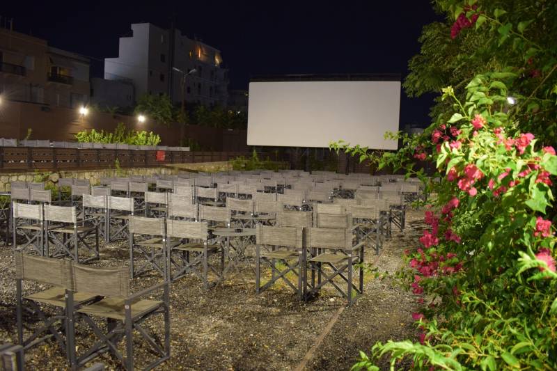 Καλαμάτα: Θερινό σινεμά με «άρωμα» φθινοπώρου (Φωτογραφίες)