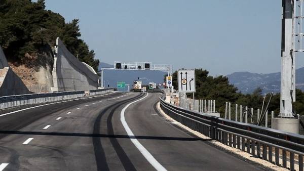 Στο Ταμείο Ανάκαμψης πρόσθετα έργα 161 εκατ. ευρώ για τη βελτίωση της οδικής ασφάλειας