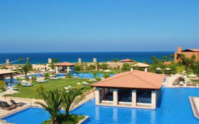 “Πόρτα” στον κορονοϊό από την Costa Navarino, που θα επαναλειτουργήσει στις 19 Ιουνίου