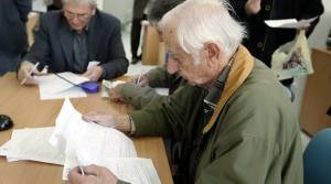 New York Times: Στη Γερμανία μειώνουν τα όρια συνταξιοδότησης, στην Ελλάδα τα αυξάνουν