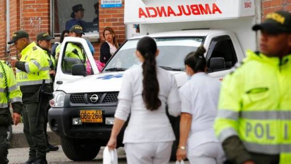 Κολομβία: Τέσσερις νεκροί από την κατάρρευση γέφυρας