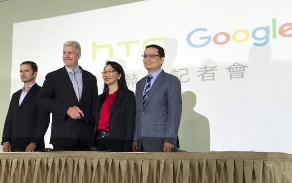 Google: Με 1,1 δισ. δολάρια εξαγόρασε τμήμα της HTC