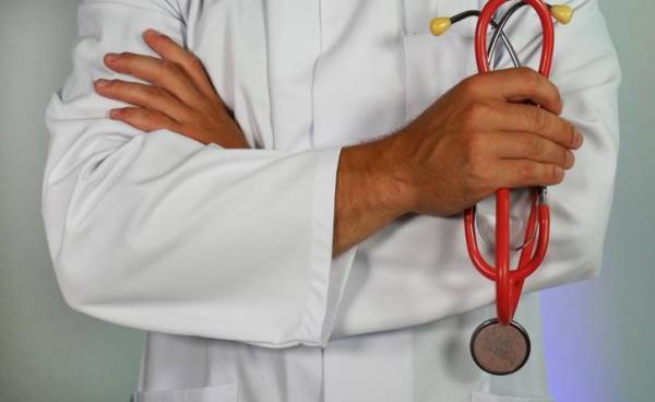 Η ιατρός Εργασίας Αικ. Δάβαρη στην “Ε”: “Dum spiro spero” για υγιέστερες εργασιακές ημέρες