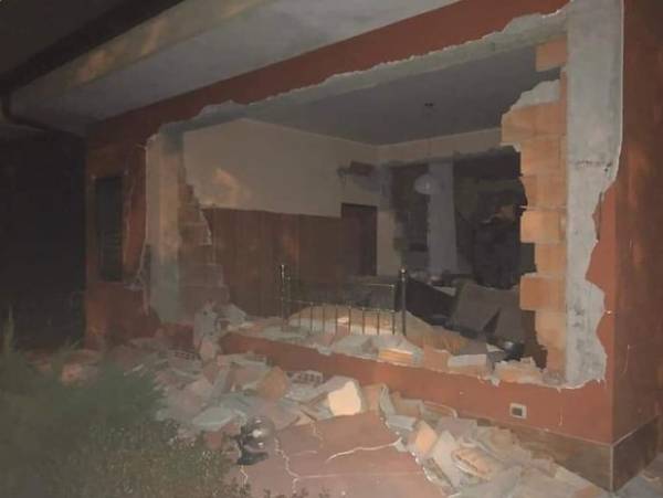 Τρόμος από σεισμό 4,8 Ρίχτερ στην Κατάνια - Κατέρρευσαν κτίρια (Βίντεο)