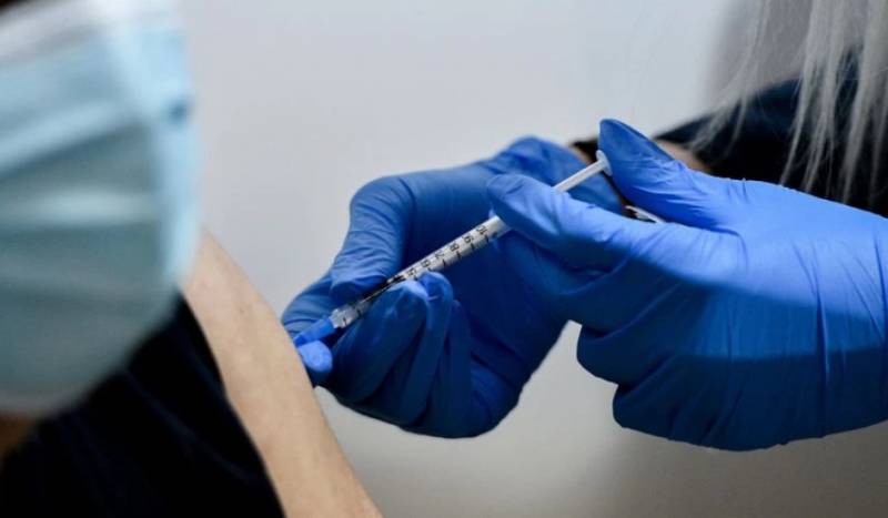 Χανιά: Πέθανε ηλικιωμένη που κόλλησε κορονοϊό από την ανεμβολίαστη οικιακή βοηθό της