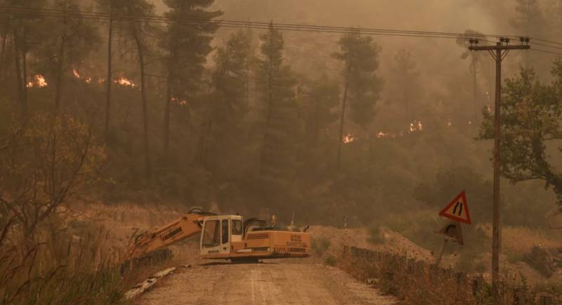 ΔΕΗ: Ηλεκτρονικά τα αιτήματα διαγραφής οφειλών σε όσους επλήγησαν από τις πυρκαγιές του 2021