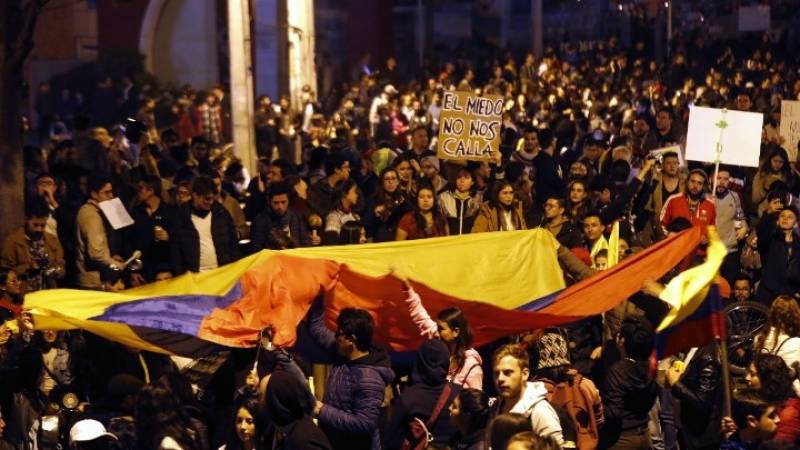 Κολομβία: Νέες διαδηλώσεις με έναν έφηβο σοβαρά τραυματία
