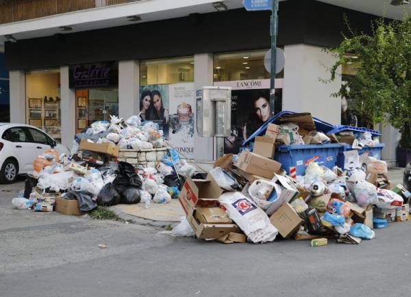 Το Επιμελητήριο Μεσσηνίας καλεί κυβέρνηση και συμβασιούχους σε διάλογο για τα σκουπίδια 