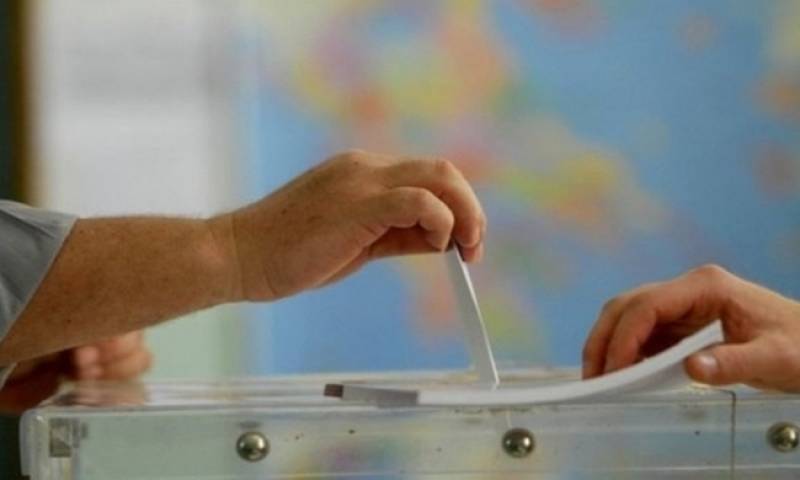 Κατατέθηκε στη Βουλή ο "Κλεισθένης Ι": Απλή αναλογική σε δημοτικές και περιφερειακές εκλογές