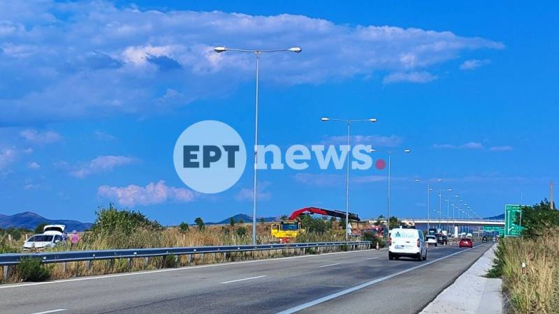 Σοβαρό τροχαίο στην Εγνατία Οδό: Απεγκλωβίστηκαν 13 άτομα από βαν – Δύο βαριά τραυματίες (βίντεο)