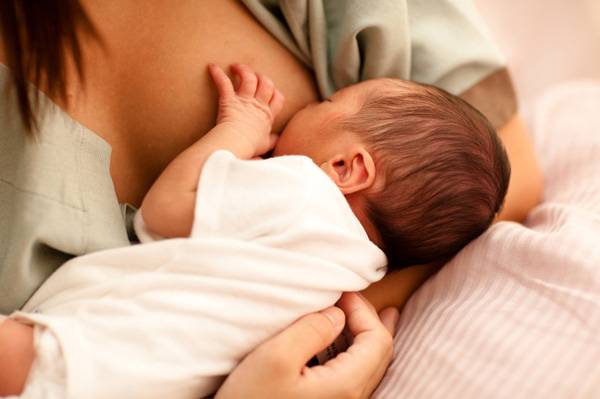 Ο θηλασμός κάνει καλό στην καρδιά των πρόωρα γεννημένων παιδιών