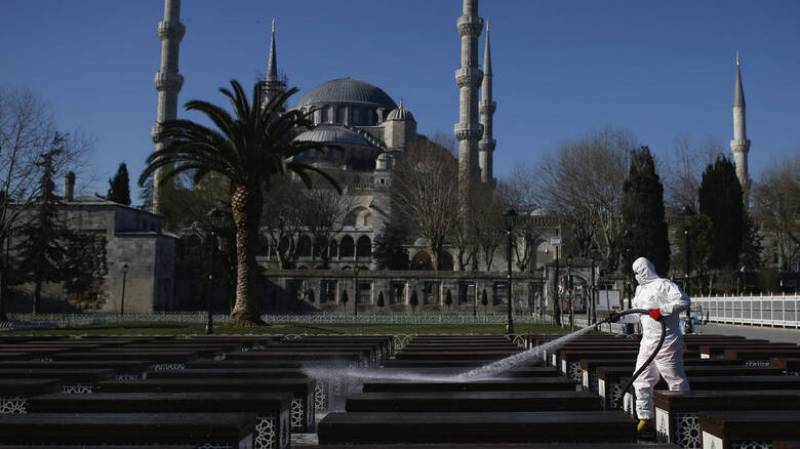Τουρκία: 44 νεκροί, 1.872 κρούσματα από τον κορονοϊό