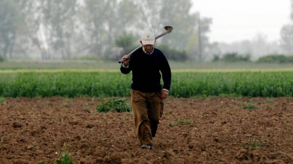 Πελοπόννησος: 23 χρόνια θα χρειαστούν για... άδειες γεωτρήσεων - 23.500 αιτήσεις για αγροτικό ρεύμα