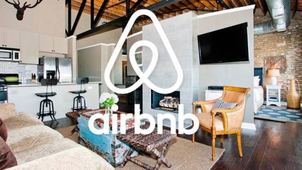 Πώς θα φορολογηθούν οι ιδιοκτήτες που νοικιάζουν μέσω Airbnb