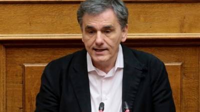 Ευ. Τσακαλώτος: Κάνουμε κάτι για να βοηθήσουμε εκείνους που υπέφεραν από την κρίση