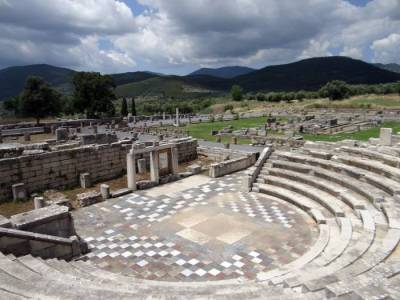 Η Περιφέρεια εγκαταλείπει το έργο-σημαία: Χωρίς νέο δρόμο η Αρχαία Μεσσήνη