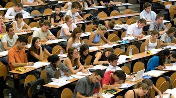 Από σήμερα η υποβολή αιτήσεων μετεγγραφής στην τριτοβάθμια εκπαίδευση