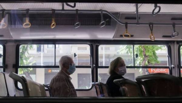 Αττική: Πάνω από 1.000 έλεγχοι σήμερα σε λεωφορεία για μάσκες και υπεράριθμους επιβάτες
