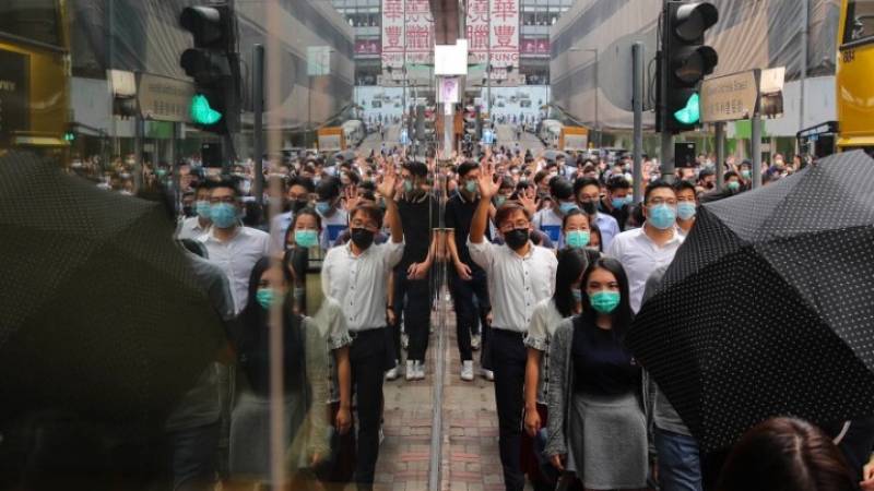 Χονγκ Κονγκ: Η κυβέρνηση απαγόρευσε την κάλυψη προσώπου με μάσκα στη διάρκεια των διαδηλώσεων