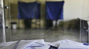 Der Standard: Αφήστε τους Έλληνες να ψηφίσουν!