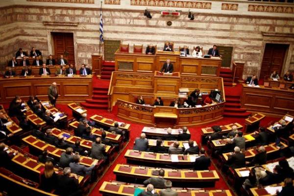 ΣΥΡΙΖΑ: Νέος κύκλος επιθέσεων σε εργασιακά δικαιώματα