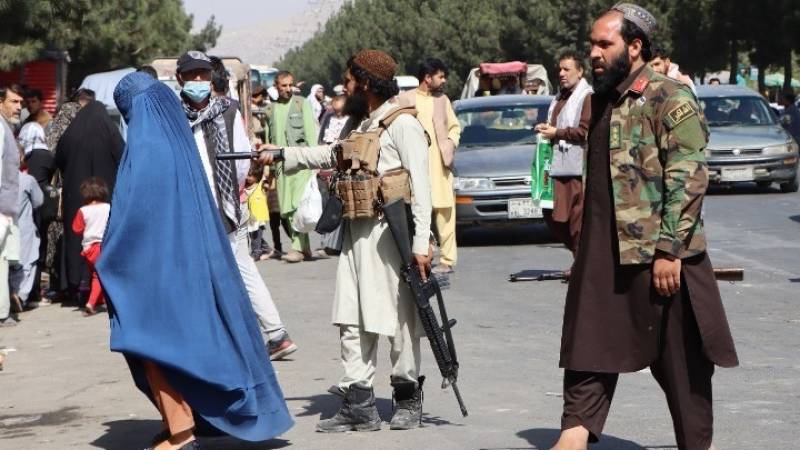 Καμπούλ: Οι Ταλιμπάν διέλυσαν με προειδοποιητικά πυρά διαδήλωση γυναικών