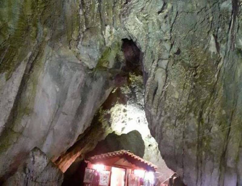 Δεν θα εορτάσει το εκκλησάκι στο σπήλαιο Κουφιέρου