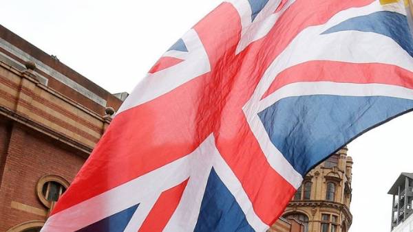 Κρίση στη βρετανική κυβέρνηση μετά την παραίτηση του υπουργού για το Brexit