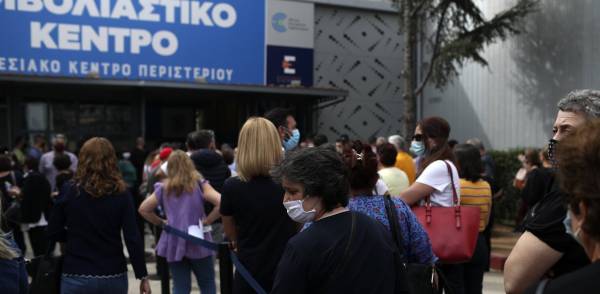 Εμβολιασμός: Από Παρασκευή διαθέσιμα όλα τα εμβόλια για 40 - 44 - Ποιοι ακολουθούν