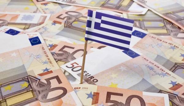 Προϋπολογισμός: ΦΠΑ και φόροι εισοδήματος οδήγησαν σε πρωτογενές πλεόνασμα 3 δισ. ευρώ στο τρίμηνο