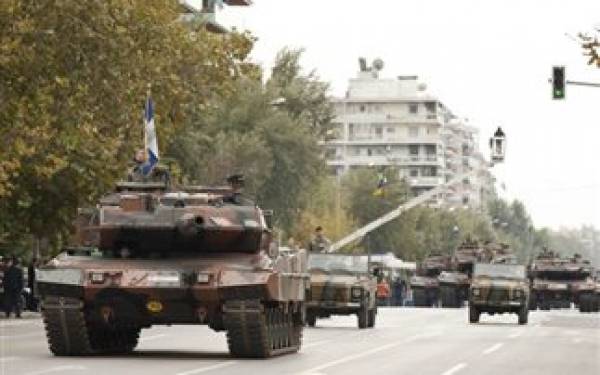 Πόσα ξοδεύει η Ελλάδα για αμυντικές δαπάνες