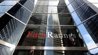 Ο οίκος Fitch επιβεβαίωσε το ελληνικό αξιόχρεο στην επενδυτική βαθμίδα ΒΒΒ- με σταθερές προοπτικές