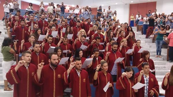 Ορκίστηκαν 55 απόφοιτοι Λογιστικής και Χρηματοοικονομικής του ΤΕΙ Πελοποννήσου (βίντεο και φωτογραφίες)