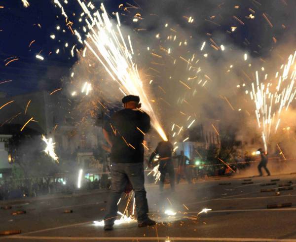 Χρηματοδότηση του σαϊτοπόλεμου