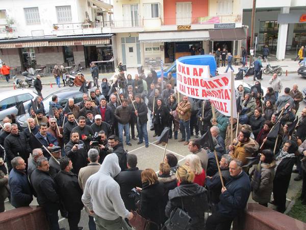 Διαμαρτυρία κατά ανομίας και ατιμωρησίας στα χωριά της Καλαμάτας (βίντεο)