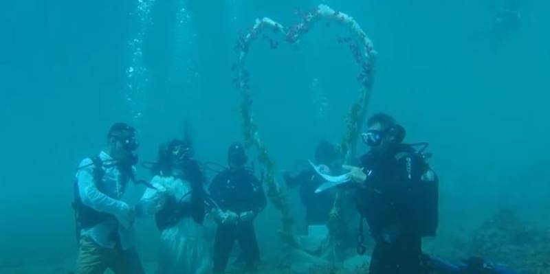 Στην Αλόννησο ο πρώτος οργανωμένος υποβρύχιος πολιτικός γάμος (βίντεο)