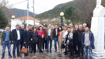 Περιοδεία Κοσμόπουλου σε τοπικές κοινότητες της Καλαμάτας