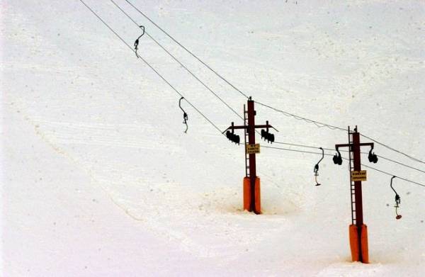 Νεκρός 30χρονος σκιέρ από χιονοστιβάδα στη Βασιλίτσα