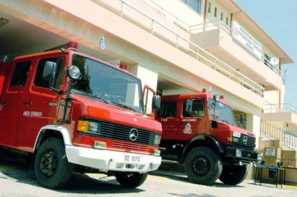 Ανασφάλιστα τα πυροσβεστικά οχήματα στην Πάτρα!