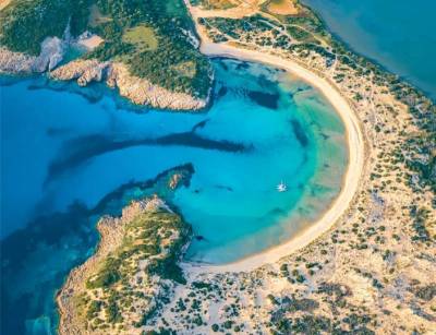 Γαλάζιες σημαίες 2022: Δεύτερη παγκοσμίως η Ελλάδα (λίστα)