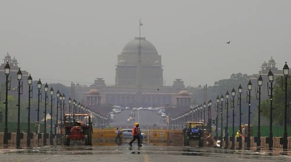 Ινδία: Τουλάχιστον 25 άνθρωποι έχουν χάσει τη ζωή τους λόγω καύσωνα