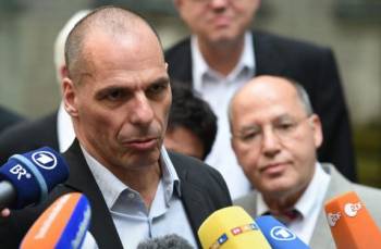 Βαρουφάκης: Δεν περιμένουμε να σας αρέσουμε αλλά δεν είμαστε διεφθαρμένοι