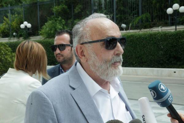 Κουρουμπλής: &quot;Η ΕΚΤ έπρεπε να διευκολύνει τον λαό να ασκήσει το δικαίωμά του σε ήρεμο περιβάλλον&quot;