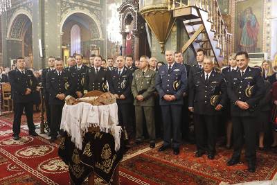 Η Πυροσβεστική γιόρτασε τους Τρεις Παίδες εν Καμίνω και στην Καλαμάτα